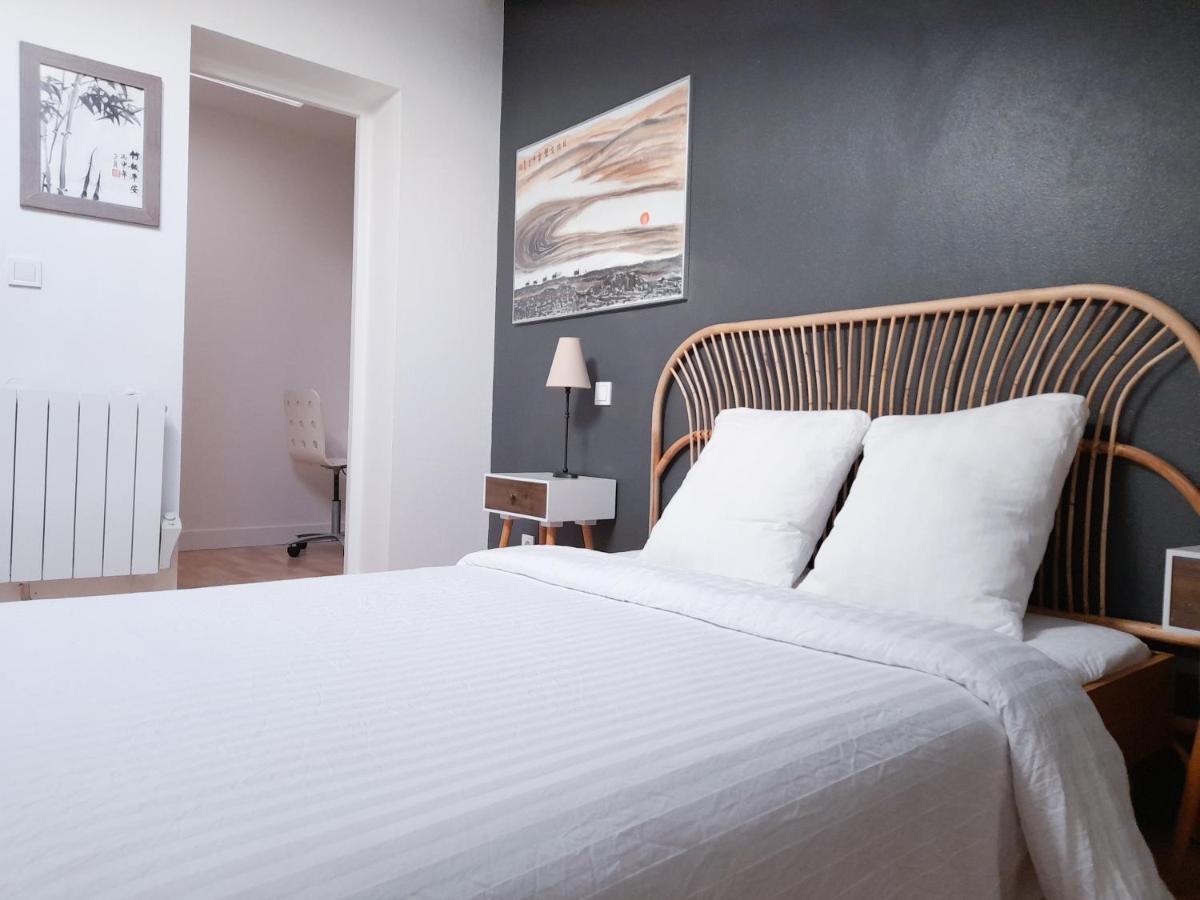 Apartamento Duplex Lumineux Avec Bureau Separe Dans Le Centre Burdeos Exterior foto